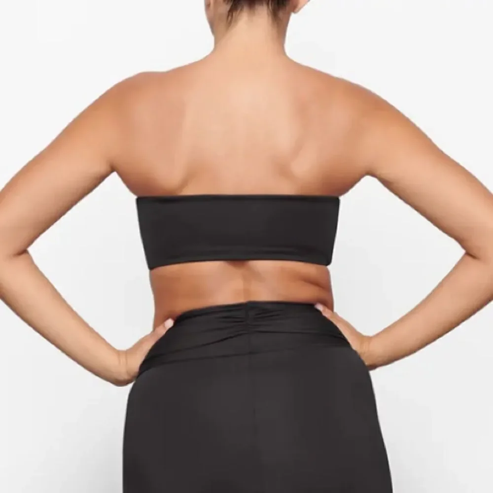 NWT SKIMS Signature Swim Bandeau Bikini Top In Onyx Black